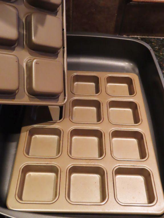 variety of baking pans