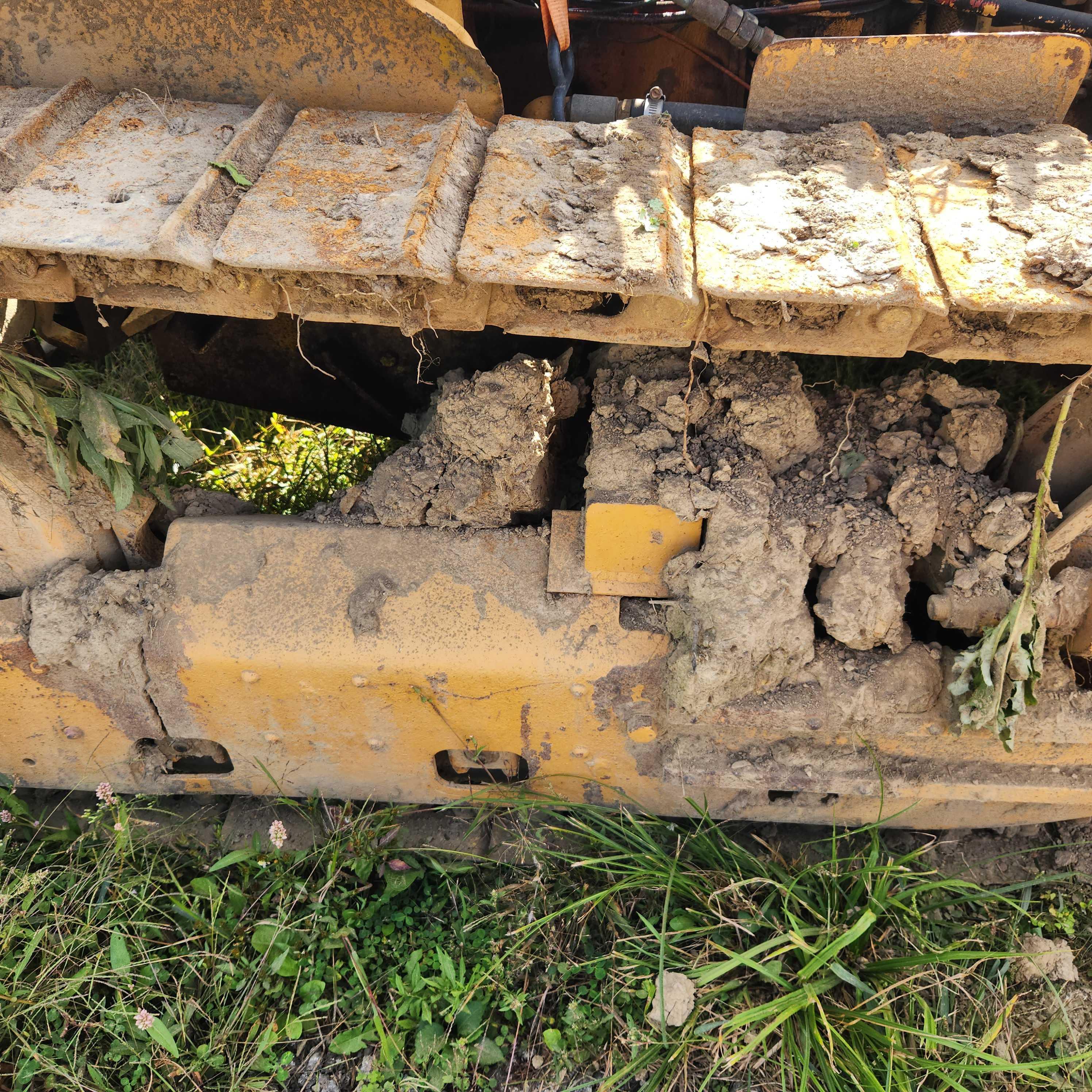 1960s era Oliver bulldozer with an Isuzu diesel engine