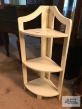 WHITE WOODEN FOLDING STAND