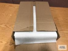BOX OF RECTANGULAR WAX PAPER PAN LINERS. APPROX 16"X12"
