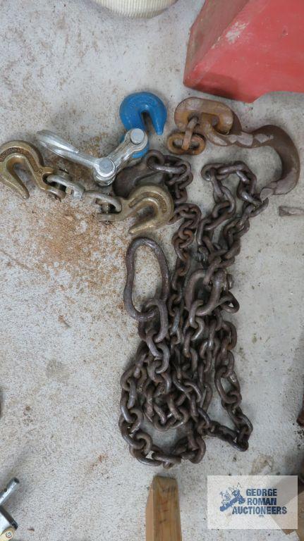 chain and hooks