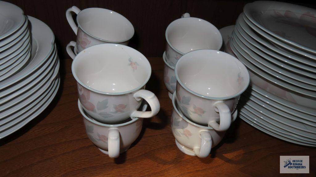 Mikasa china set, service for 8