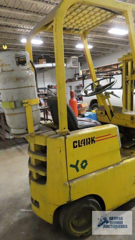 Clark model C20 forklift. 2,000 lb capacity. Serial number C20OB-638-2147. Working unit per seller..