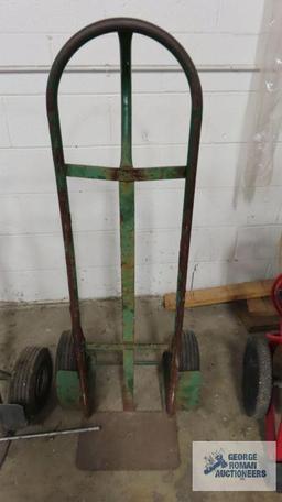 Two wheel dolly with pneumatic tires