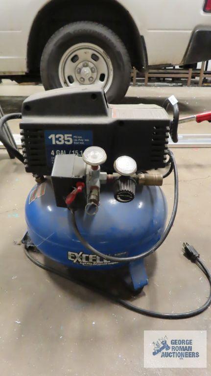 Excel 4 gallon air compressor