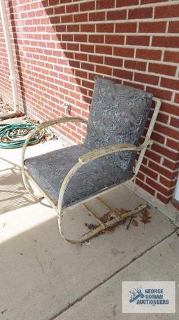 Lot of outdoor furniture