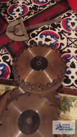 Lot of saw blades