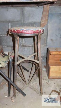 Shop stool