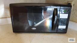 Oster microwave oven