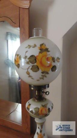 Gone With the Wind floral lamp