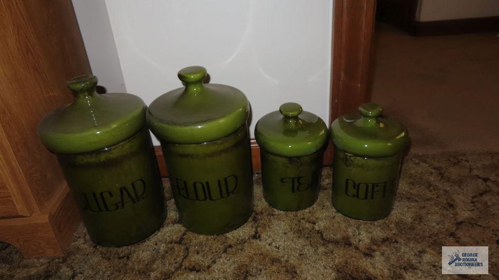 Ceramic canister set