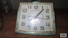 Vintage General Electric clock