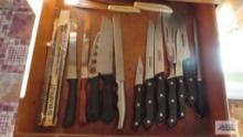 Lot of assorted knives