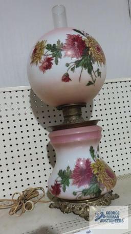 Floral Gone with the Wind style lamp