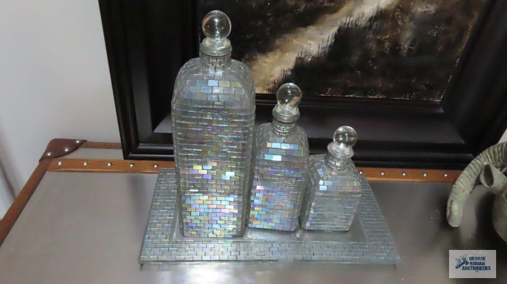 Glass decanter bottles and tray