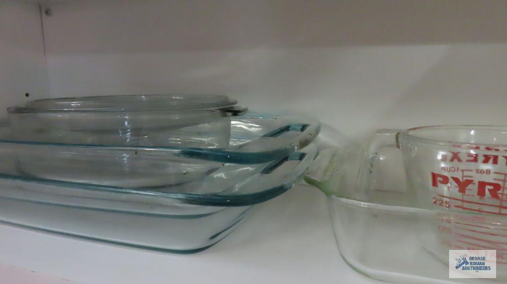 Pyrex measuring cup and glass cookware