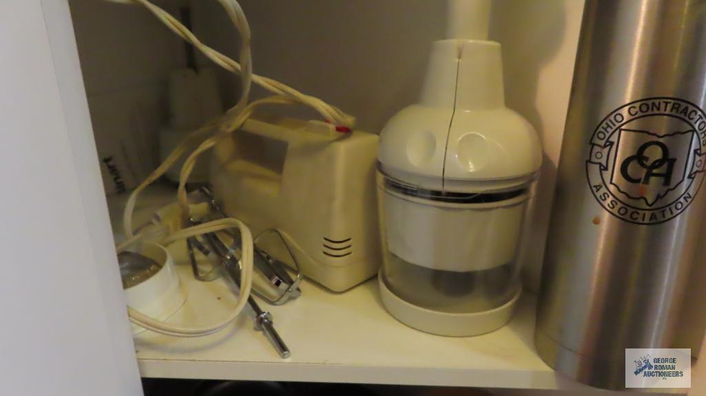 Small kitchen appliances, travel mugs, etc
