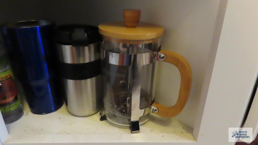 Small kitchen appliances, travel mugs, etc