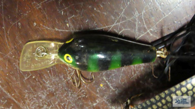 Fishing lures