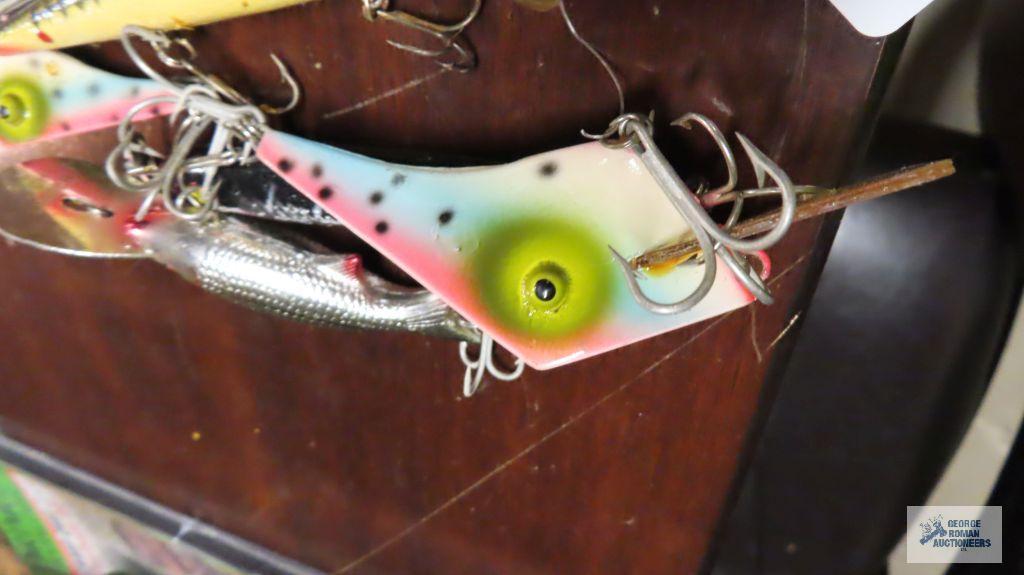 Fishing lures