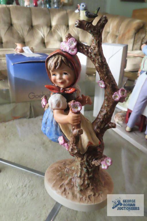 Goebel Apple Tree Girl figurine, number 141/V