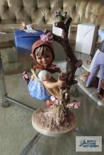 Goebel Apple Tree Girl figurine, number 141/V