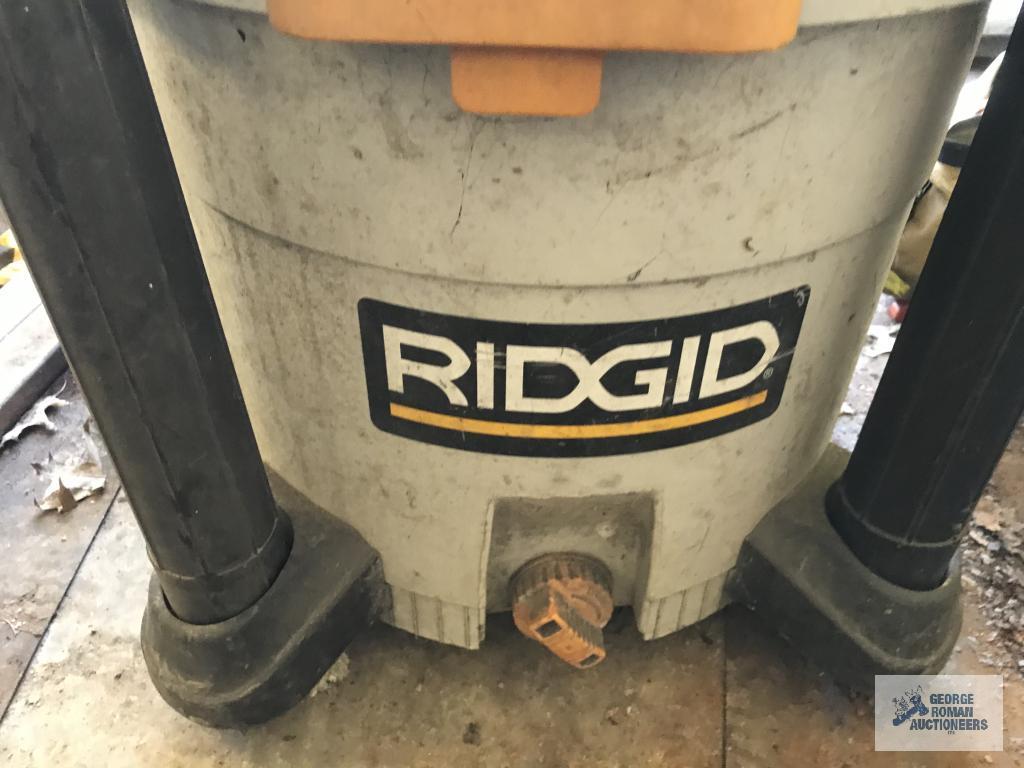 RIDGID 5 HP SHOP VAC