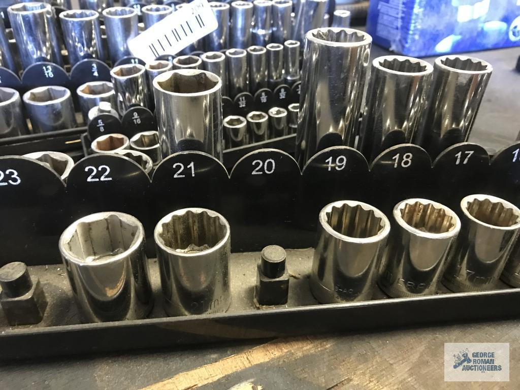 CRAFTSMAN METRIC SOCKETS