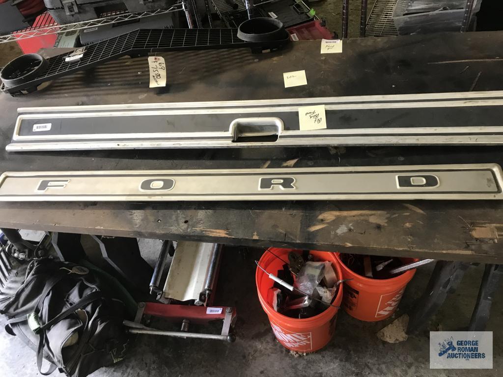 (2) FORD PICKUP TRUCK TRIM