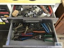 PLIERS, SNIPS, HAMMERS IN TWO DRAWERS