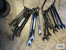 STANLEY STANDARD AND METRIC WRENCHES