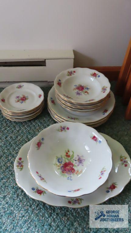 floral china made in Poland