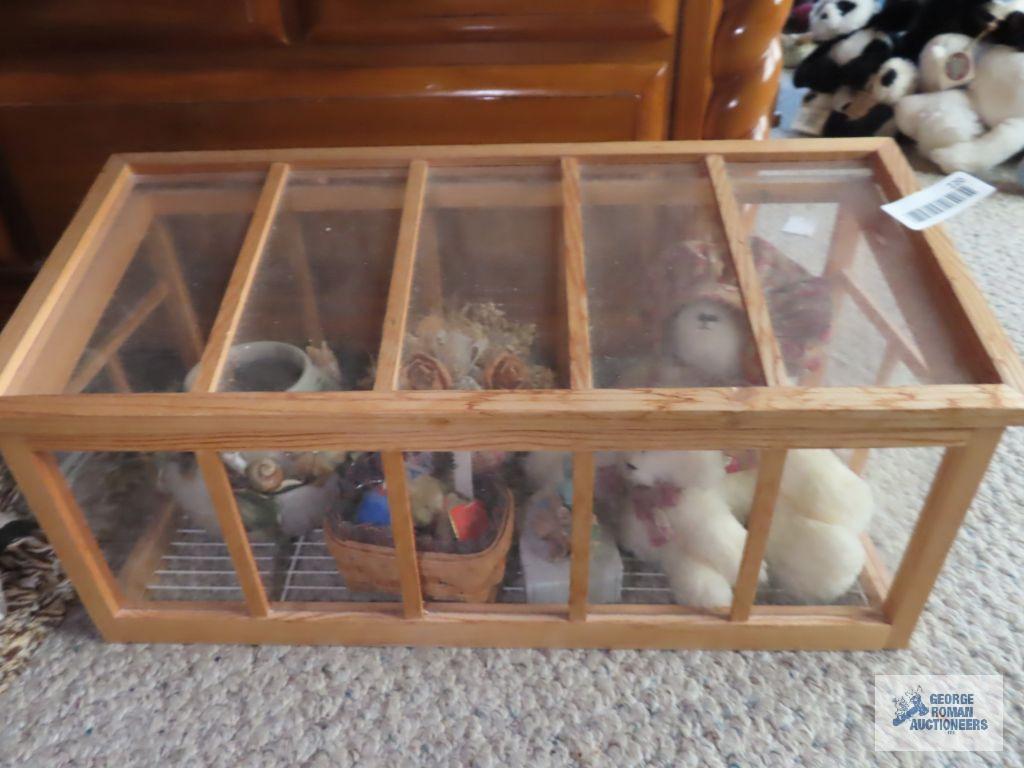 Miniature sunroom with bears and decorations