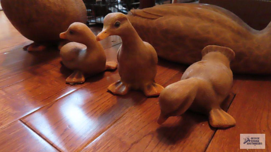 Home Interiors duck family and other wooden ducks