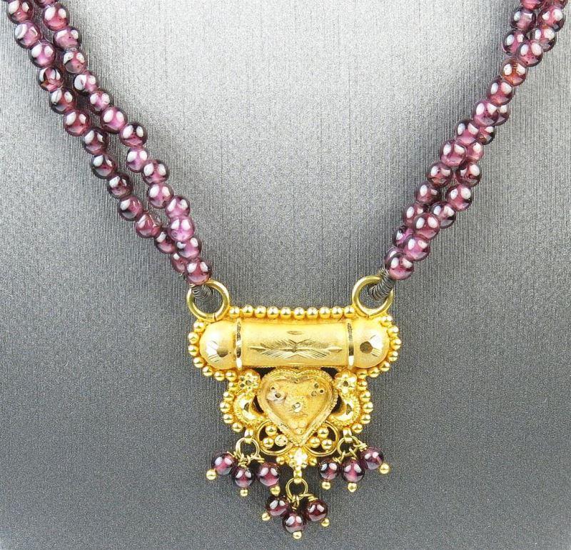 Fine Quality 22K Gold Garnet Necklace