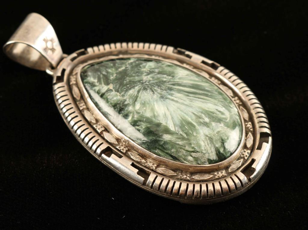 Zuni Green Stone Pendant