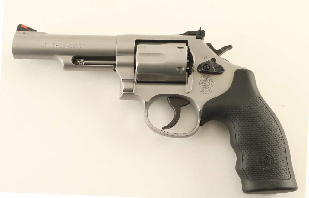 Smith & Wesson 66-8 .357 Mag SN: CZR6568