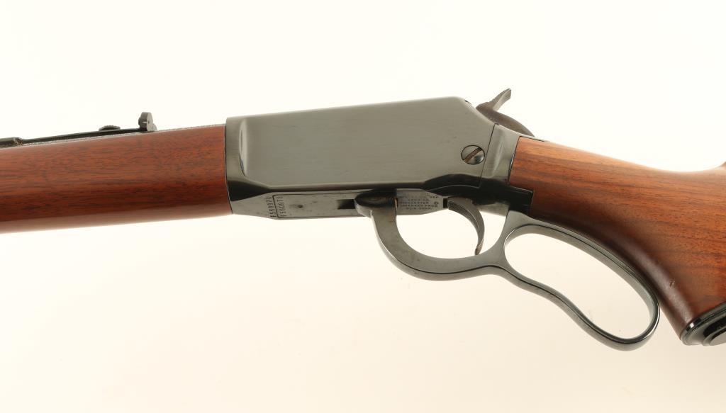 Winchester Model 9422M .22 Mag SN: F560978