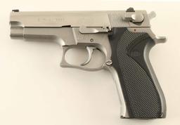 Smith & Wesson Model 5906 9mm SN: TDL5421