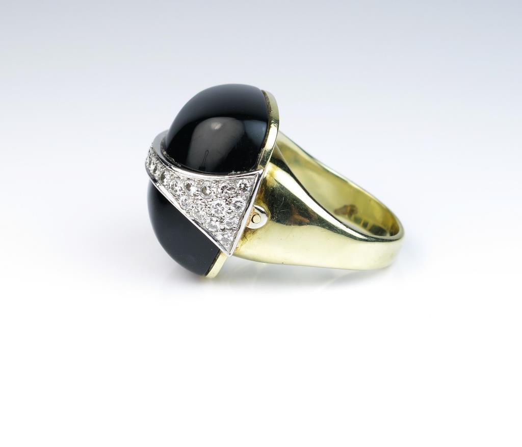 Incredible Italian design ring featuring a fine black Jade and