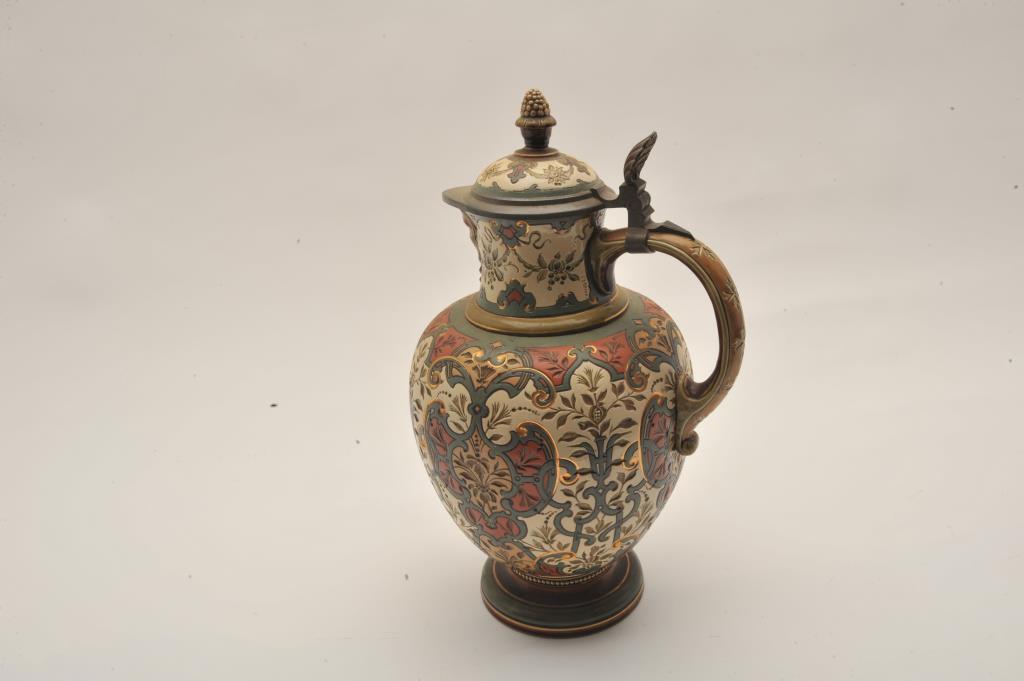 EVE-13 VILLORY AND BACH (METLACH) PITCHER