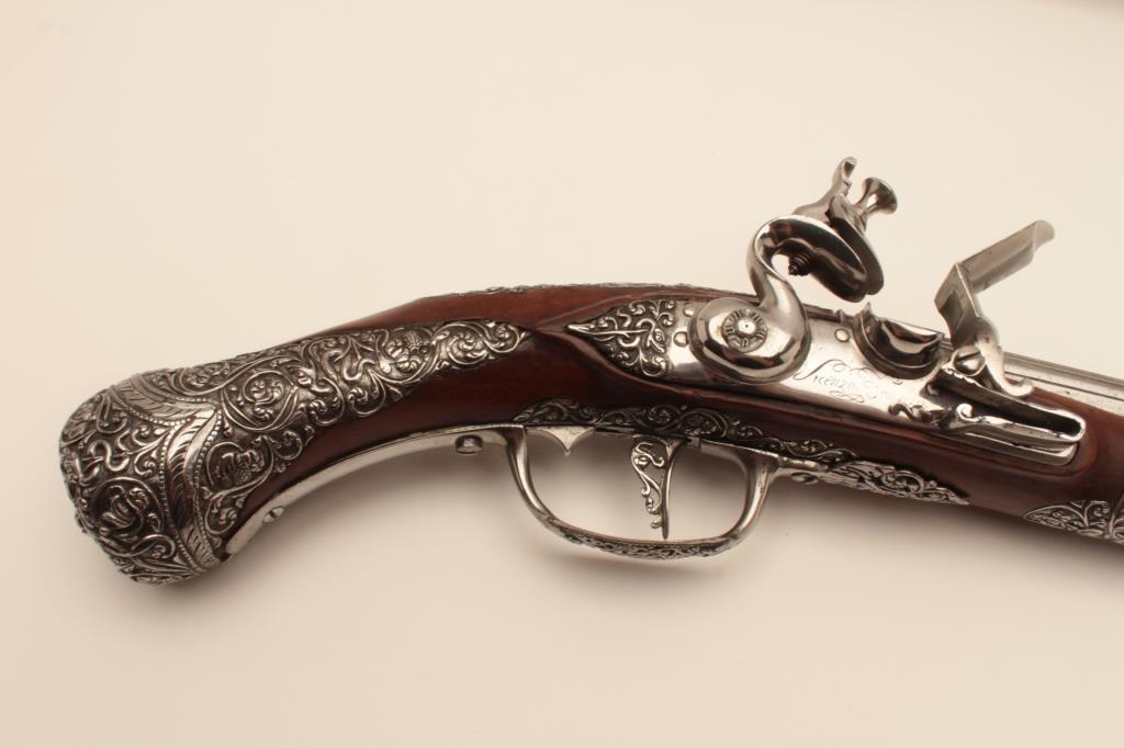 18GV-1 PAIR OF GIO BONAZO ITALIAN FLINTLOCK PISTOL