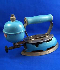 Coleman iron, model 4A, self-heating, in box w/ misc. items, Ht 6 1/2", 8" long