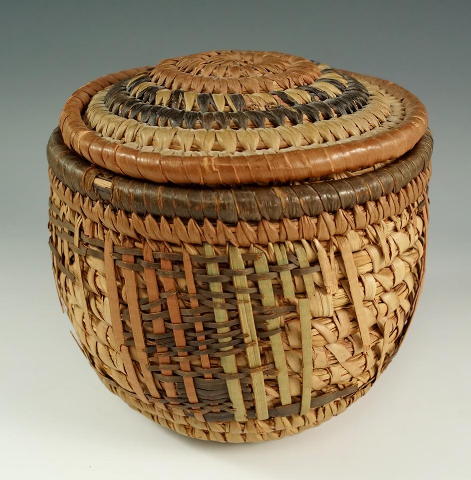 4" tall x 5" wide Eskimo coiled Basket made from Bunch grass. Quinkinok, Lower Kuskokwin.