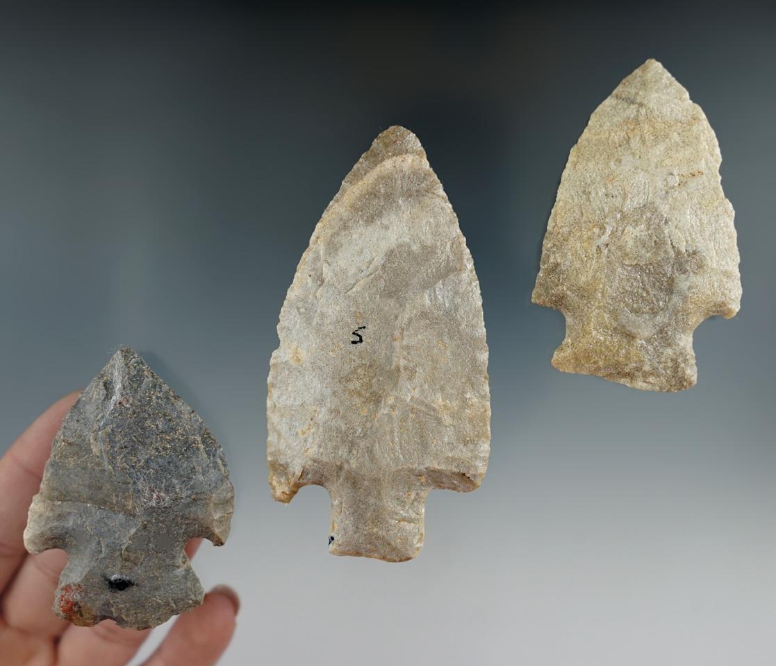 Set of three Midwestern quartz Knives, largest is 3 7/16".