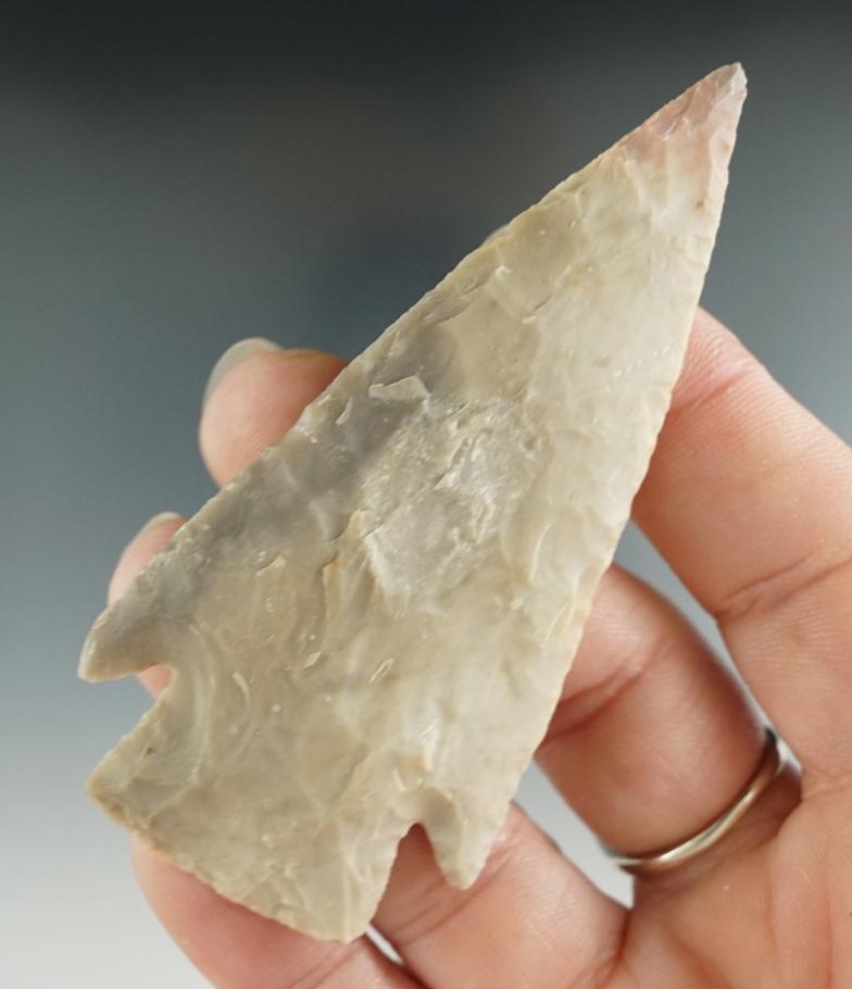 Nice style on this 3 1/4" Castroville made from tan and gray chert, found in Bell Co., Texas