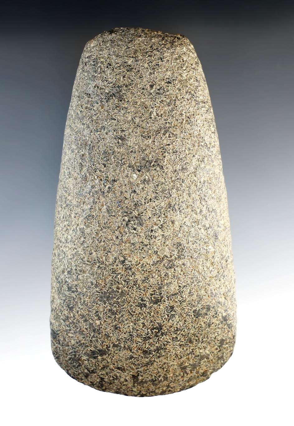 Excellent style on this 5" Celt, straw Granite, Illinois.