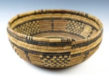 Beautifully woven 10" Pima Basket in excellent condition.