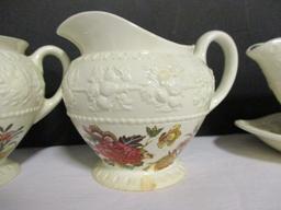 Wedgwood Wellesley "Bullfinch" Creamer, Sugar Bowl and Gravy Boat