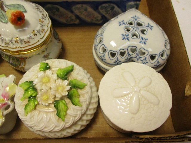 Tray of Lidded Trinket Boxes